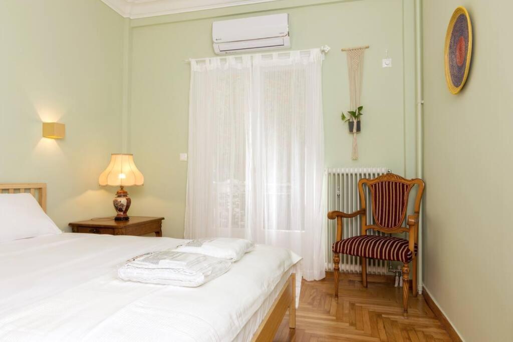 Iphigenia 2 Bedroom Retro Downtown Apartment Athens Ngoại thất bức ảnh