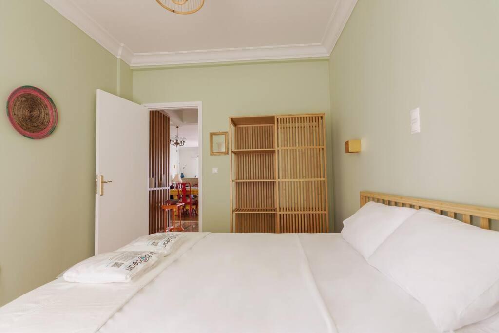 Iphigenia 2 Bedroom Retro Downtown Apartment Athens Ngoại thất bức ảnh